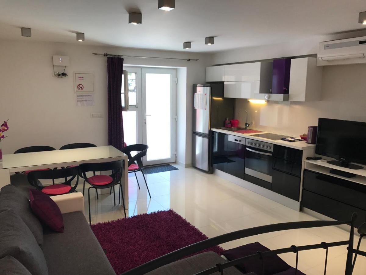 Studio Apartman Hotel Split Exterior foto